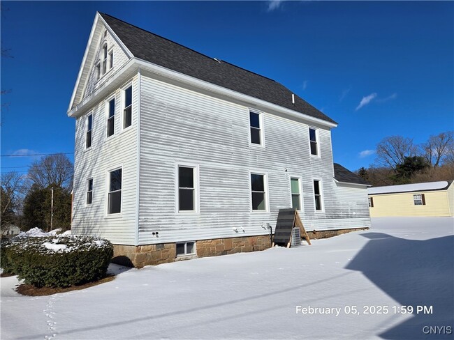 Building Photo - 2944 Mohawk St