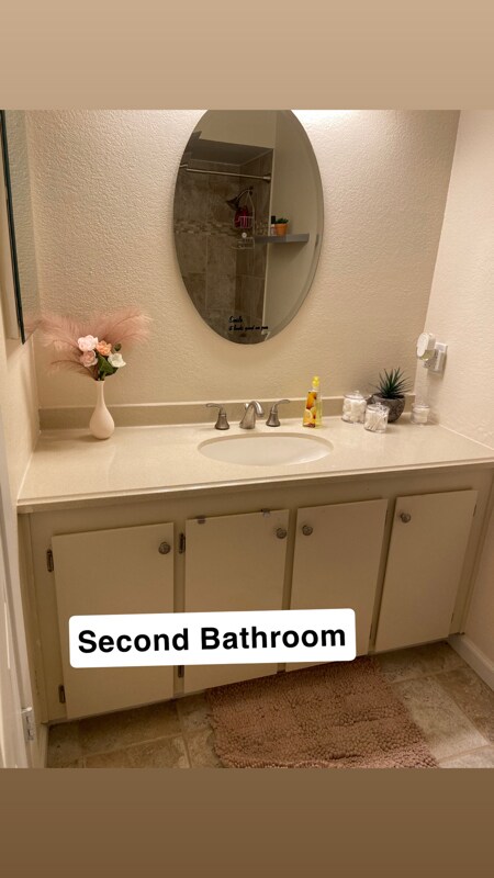 Foto del edificio - 21071 Gary Dr