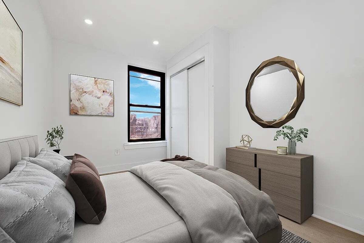 Foto del edificio - 165 First Avenue