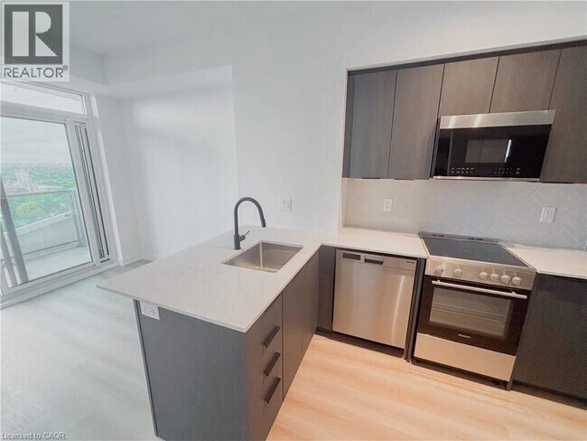 Photo du bâtiment - 25 Wellington St S