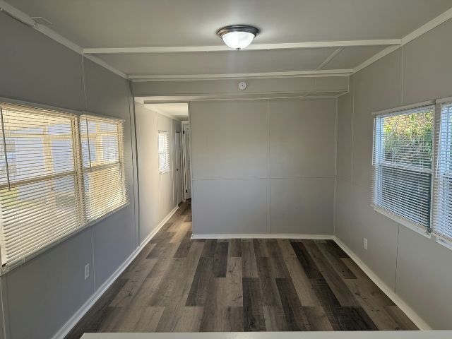 Foto del edificio - 2850 New Tampa Hwy