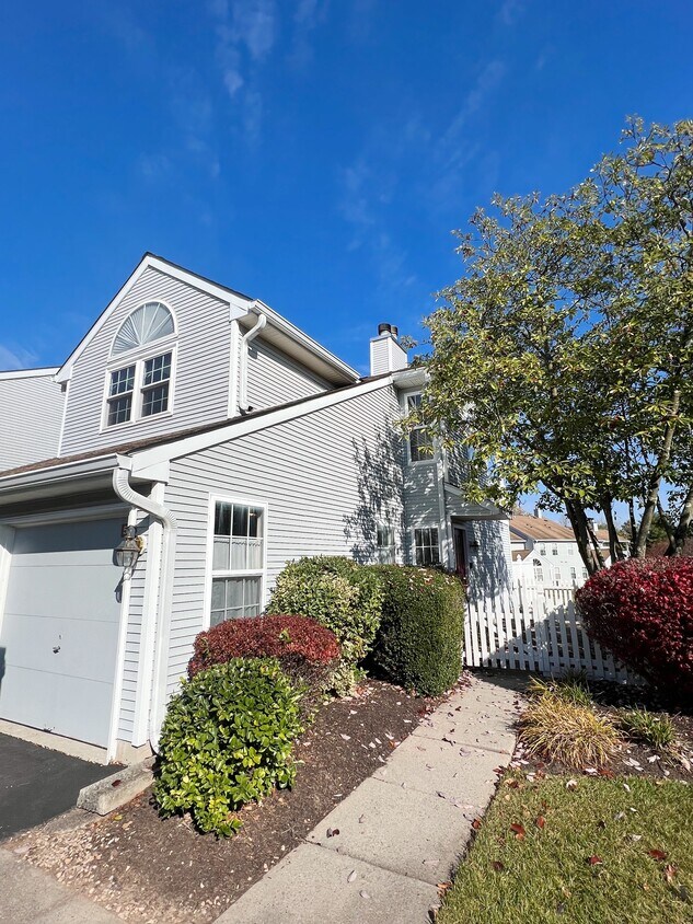 543 Cedar Hollow Dr, Yardley, PA 19067 Townhome Rentals in Yardley PA