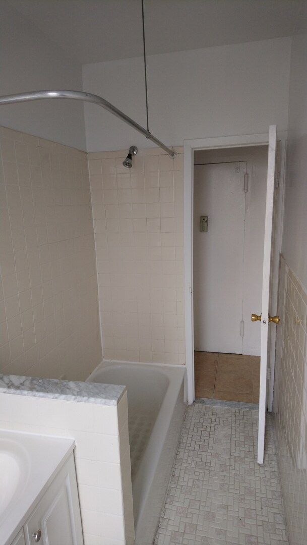 Bathroom - 3006 33rd St