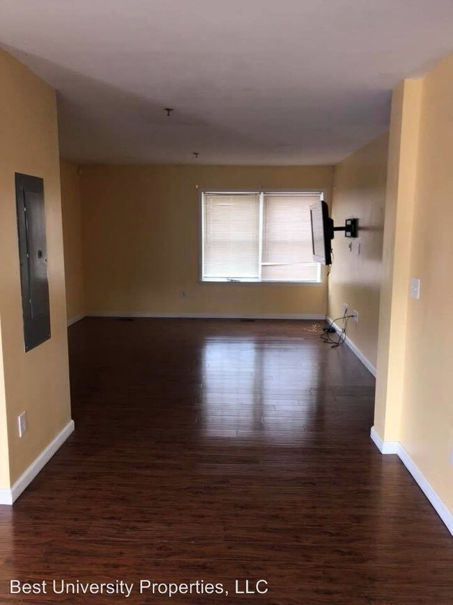 Building Photo - 57 Temperance Way
