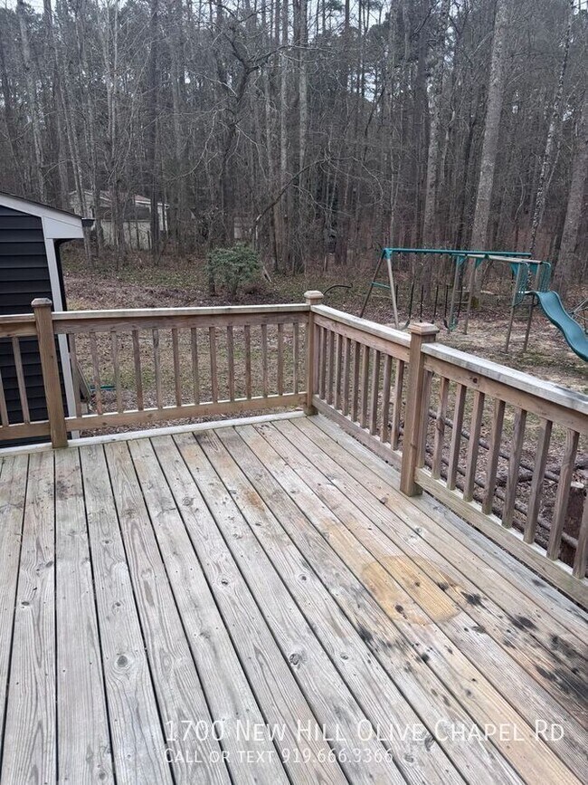 Foto del edificio - Charming 3 Bedroom Home Located In Apex NC