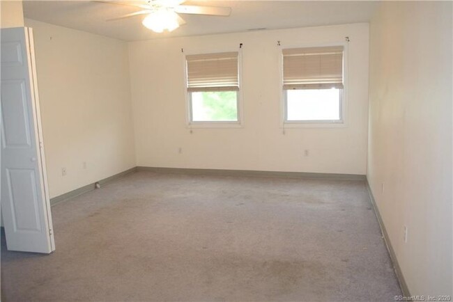 Building Photo - 232 Melba St