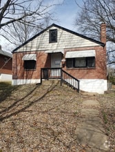 Building Photo - 701 Carson Rd