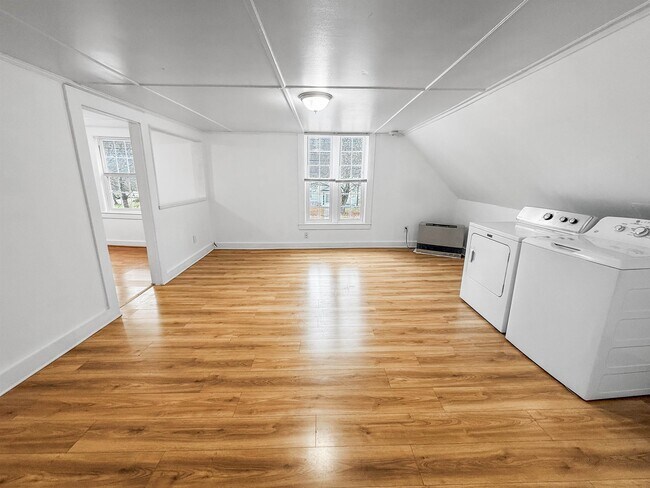 Foto del edificio - 230 King St