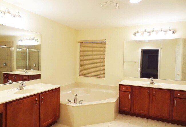 Building Photo - 8951 Morgan Landing Way