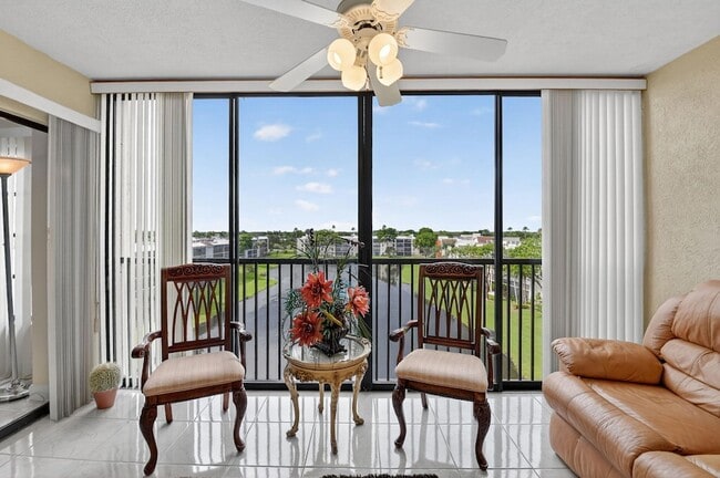 Photo - 14460 Strathmore Ln Apartment