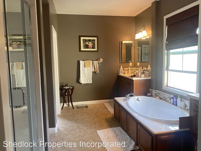 Foto del edificio - 4 br, 3 bath House - 2793 E Pacific Court