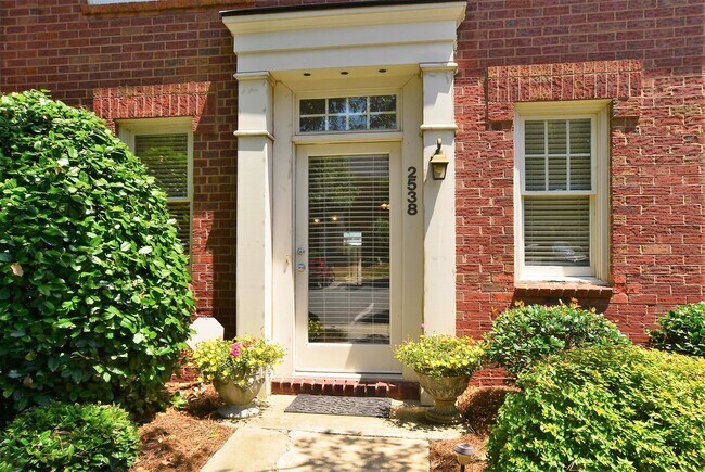 Building Photo - 2538 Dilworth Heights Ln
