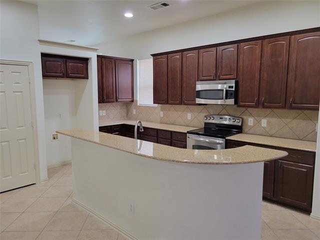 Building Photo - 508 Hummingbird Dr