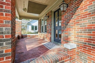 Building Photo - 1624 Branard St