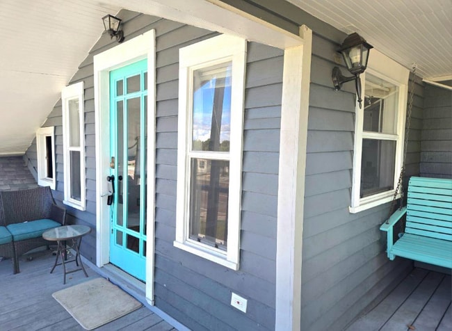 Building Photo - 103 W Mohawk Ave