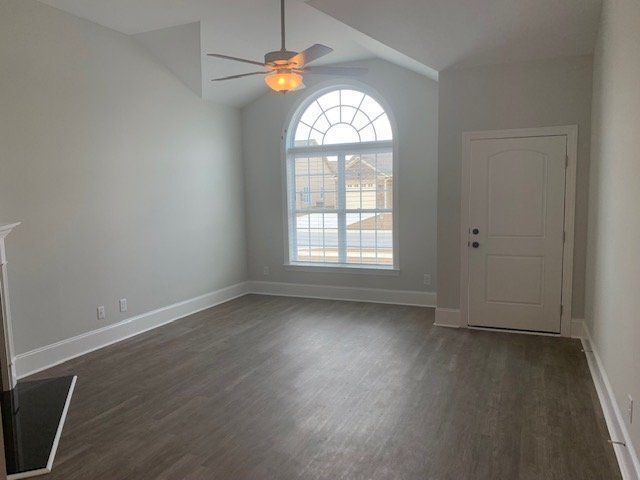 Foto del edificio - 3236 Gordon Dr