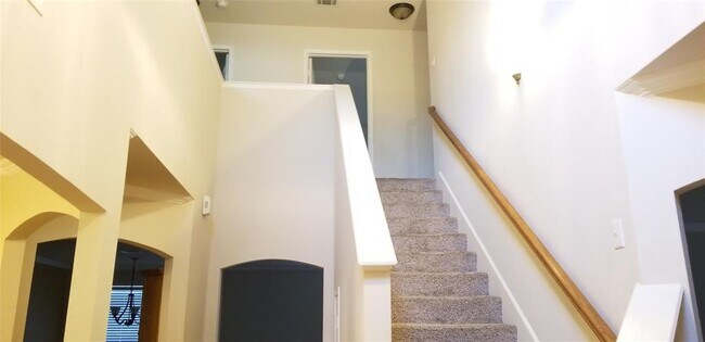 Building Photo - 108 Wedgewood Dr