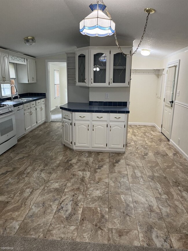Building Photo - 2 br, 2 bath Mobile Home - 28 Forrest Dr