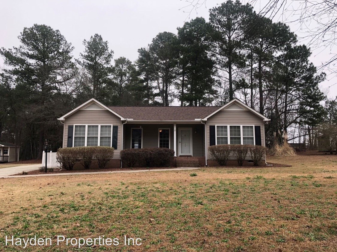 Primary Photo - 126 Sadie Ln