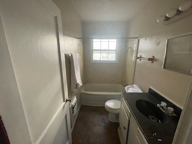 Foto del edificio - Cute 2 Bedroom
