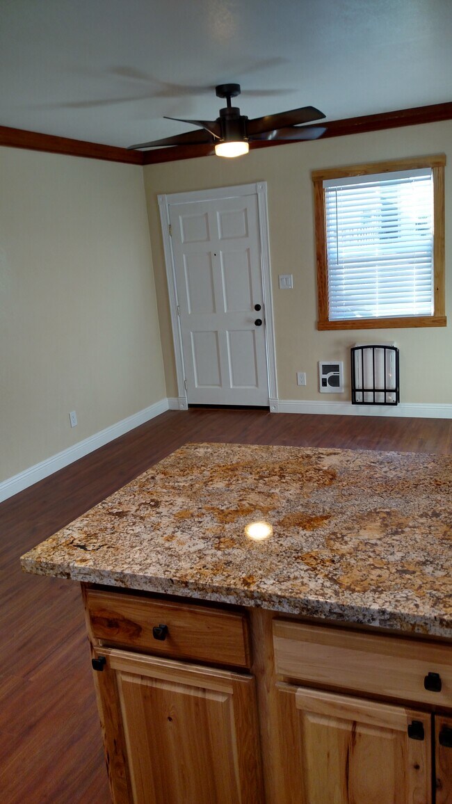 Foto del edificio - 225 Southlook Ave