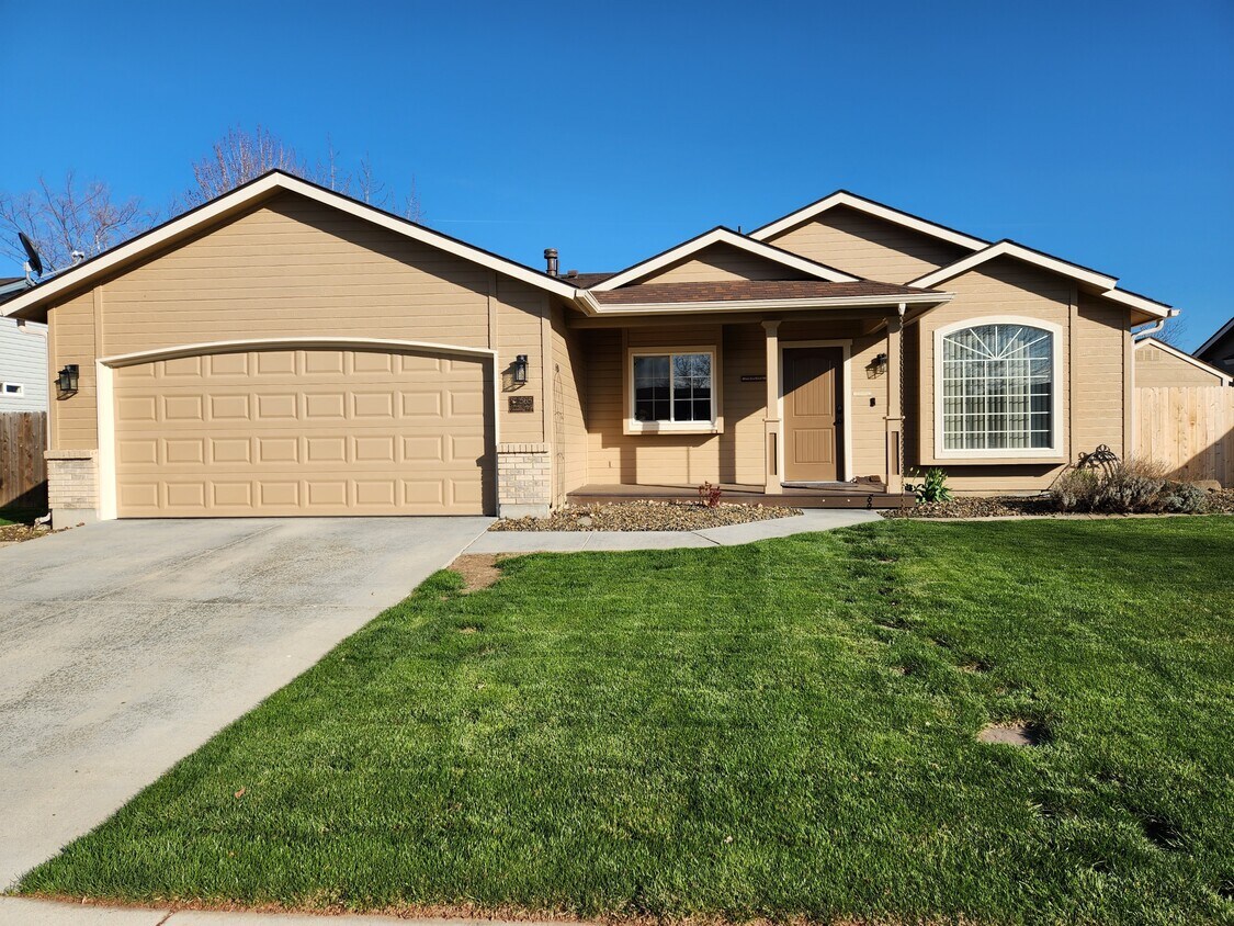 565 E Woodbury Dr, Meridian, ID 83646 House Rental in Meridian, ID