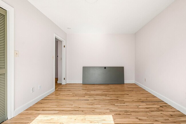 Foto del edificio - 14 N Glenway Ave