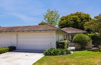 Building Photo - 30 La Cumbre Cir