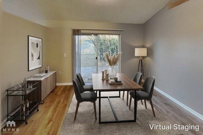 Building Photo - 2581 Sage Dr
