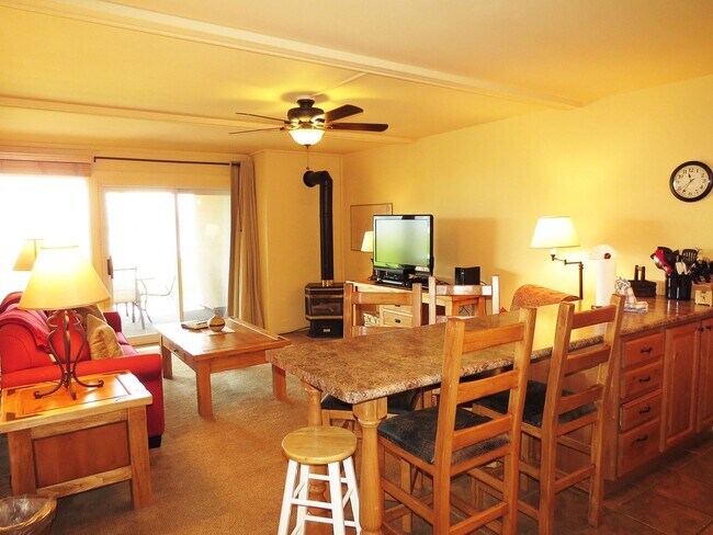 Foto del edificio - Winter Seasonal Rental - Lake Dillon Condo...