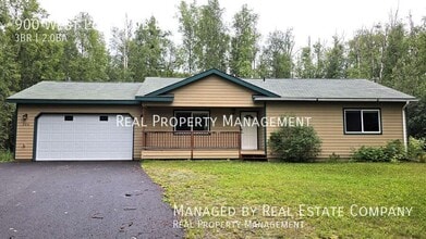 Building Photo - 900 W Lone Cub Dr