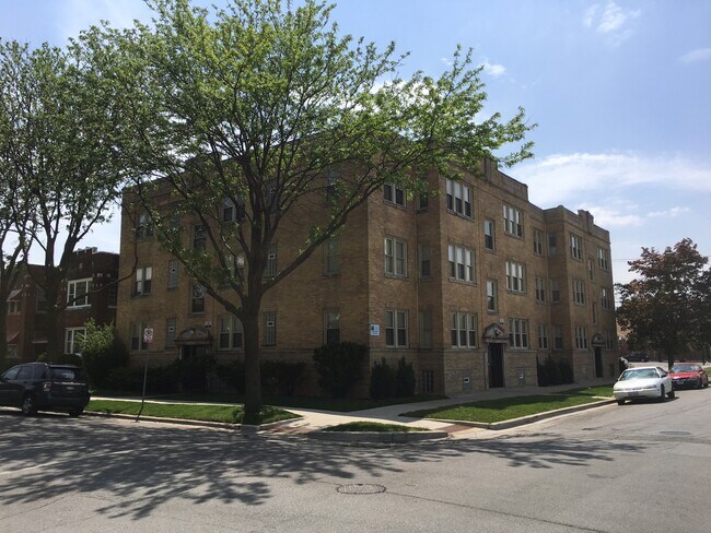 Front of the property - 817 E 78th St