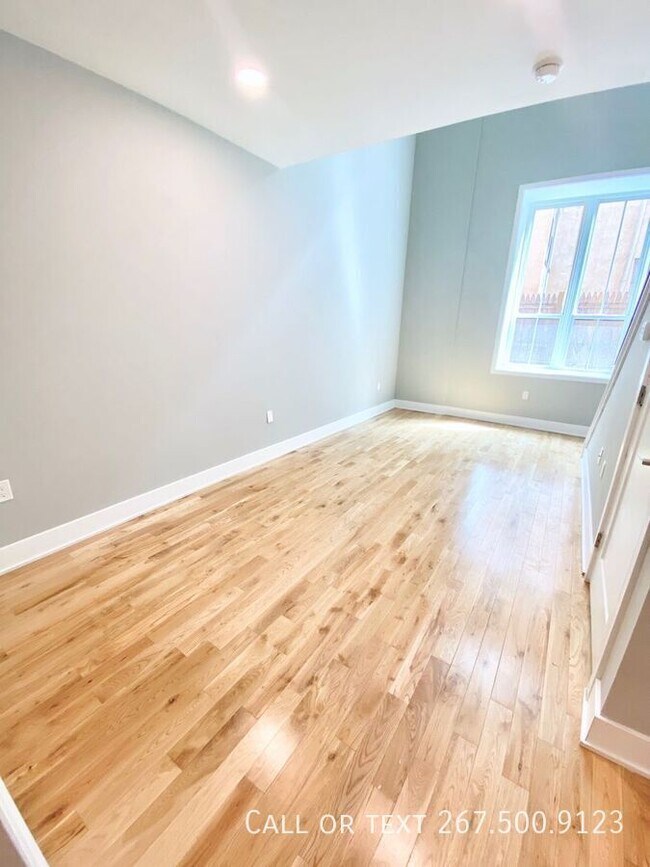 Foto del edificio - 1523 W Girard Ave