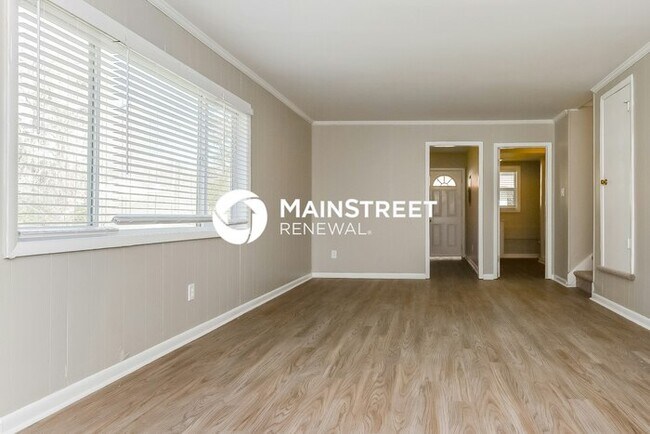 Building Photo - 3 Bedroom Pet-Friendly Home in Jonesboro, GA with Main Street Renewal