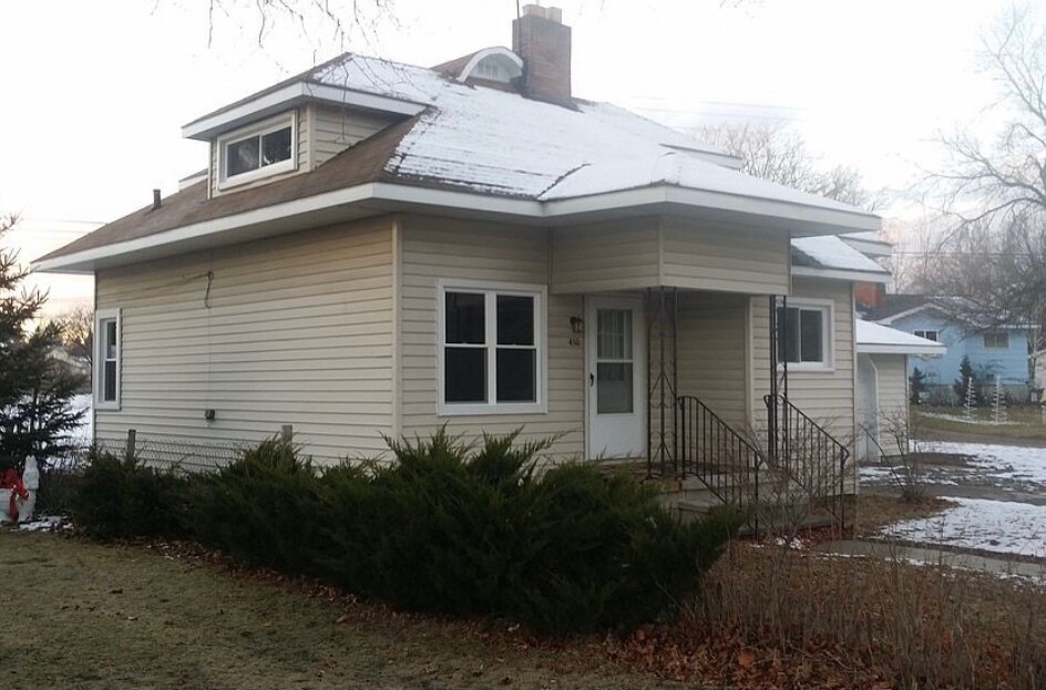 430 Helen St Unit 1, Alpena, MI 49707 Apartments in Alpena, MI