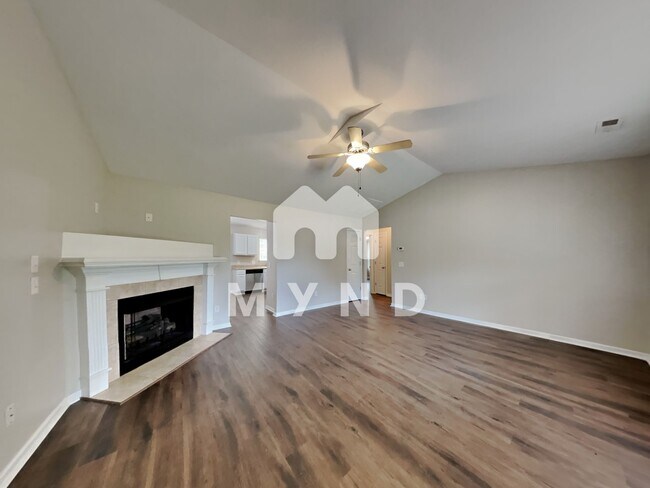 Building Photo - 466 Barewood Dr