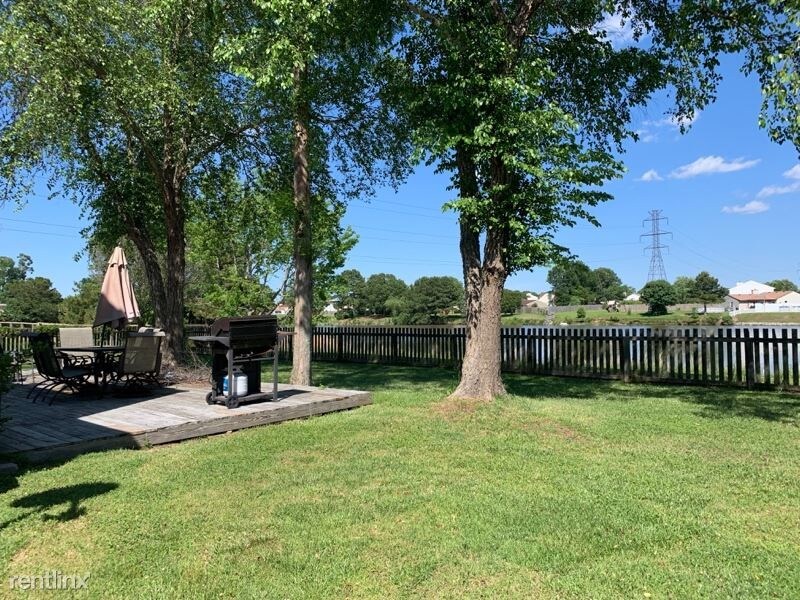 Foto del edificio - 4 br, 2.5 bath House - 3805 Buckhorn Pl
