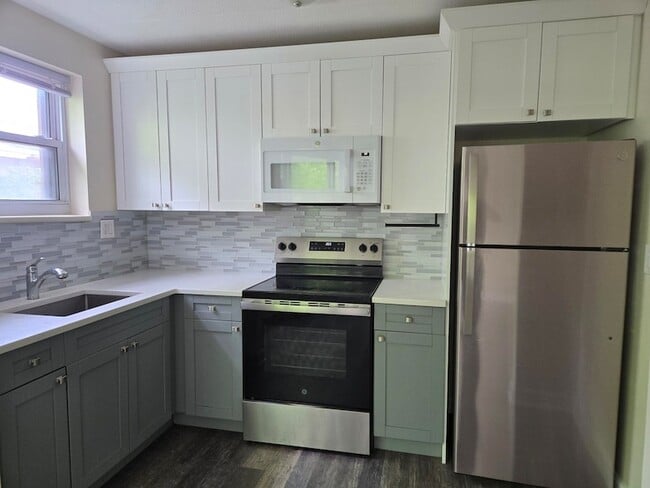 Photo - 685 Prospect Ave Apartment