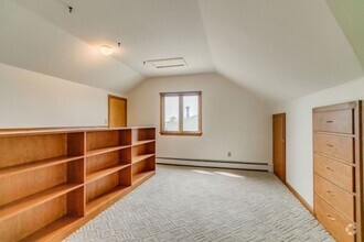 Building Photo - 821 N 15th St
