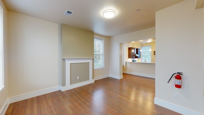 Building Photo - 101 Peete St