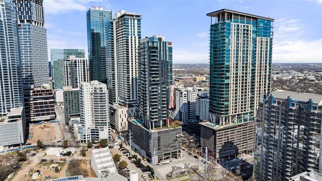 Foto del edificio - 70 Rainey St