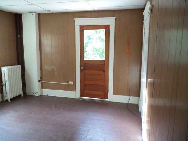 Building Photo - 426 S Atherton St