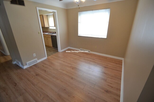 Foto del edificio - 4789 Clevesdale Dr