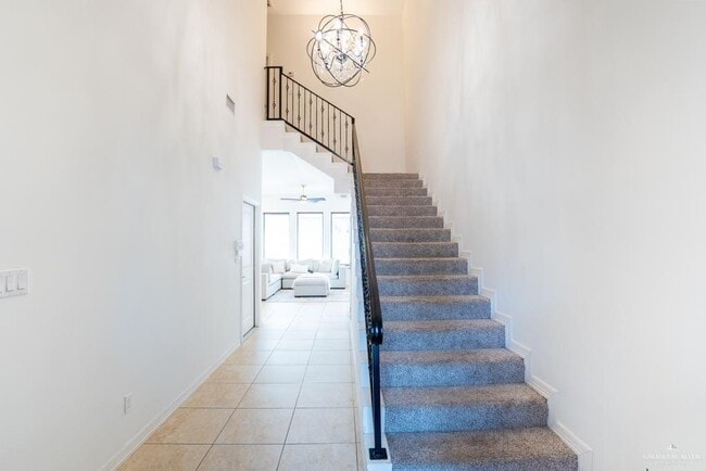 Foto del edificio - 21 S 5th St