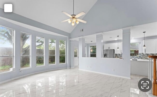 Building Photo - 1307 S Sandpiper Ct