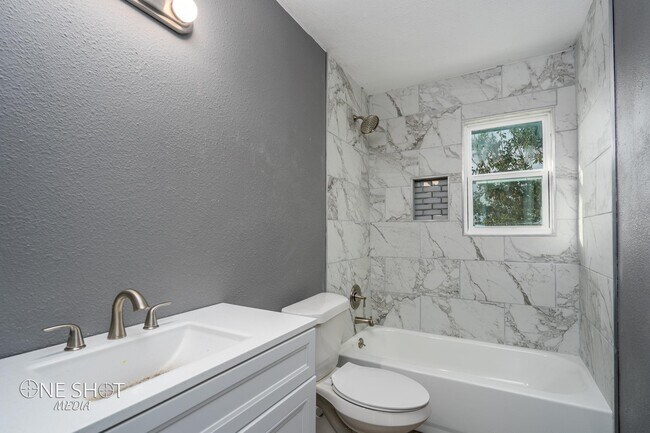 Foto del edificio - 4615 N 2nd St