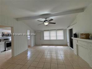 Foto del edificio - 211 NW 43rd Ave
