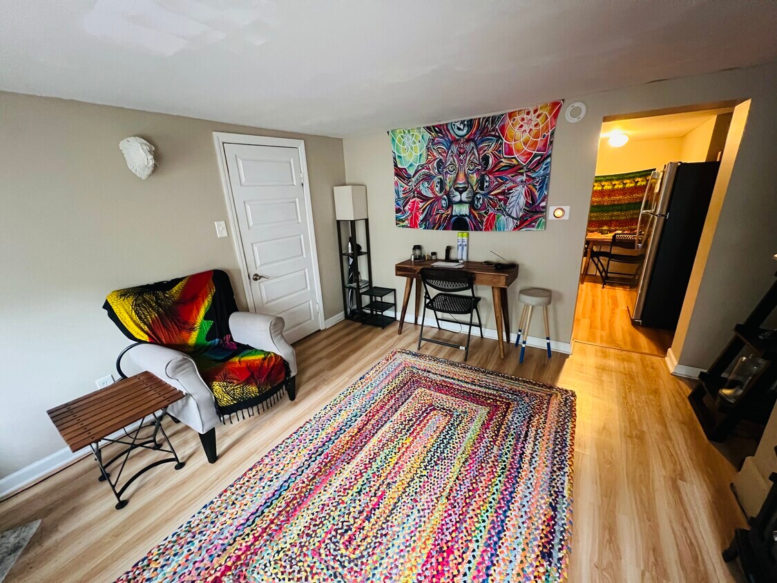 Primary Photo - 295 Hudson Ave