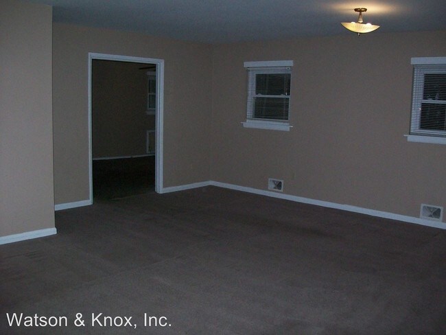 Foto del edificio - 3 br, 2 bath House - 121 S. Seymour Drive