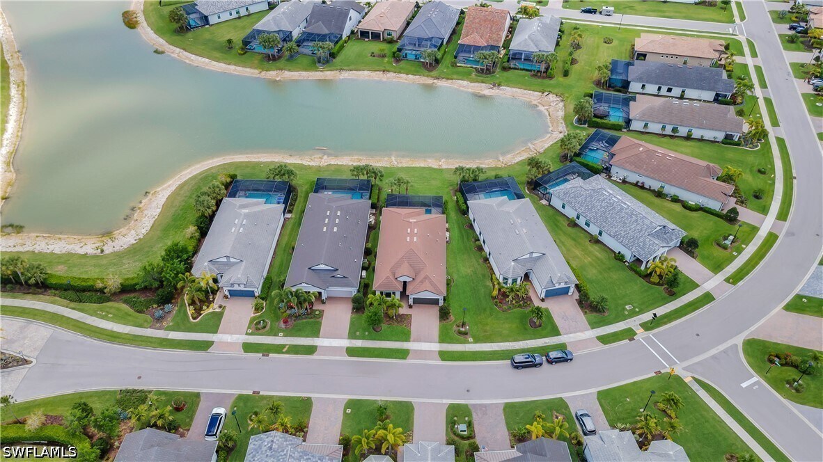 Foto del edificio - 19649 Aqua View Ln